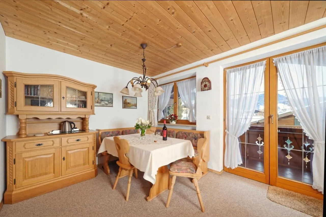 Daire Alpen-Chalet-Sol-Alpium Reit im Winkl Almanya